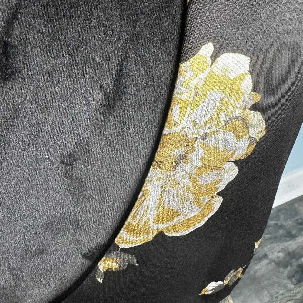 White House Black Market Black Floral Fit & Flare Dress - Picture 5 of 9